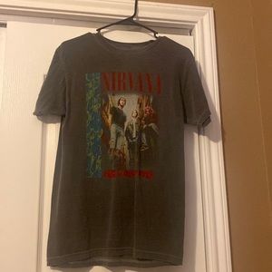 band tee
